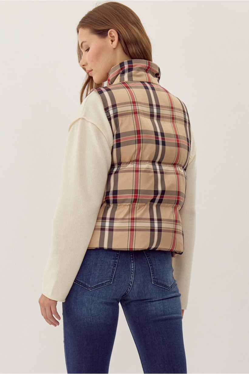 Stylish plaid puffer vest for women, perfect for coastal boutique clothing and curvy plus size fashion. Ideal for Port Aransas shopping.