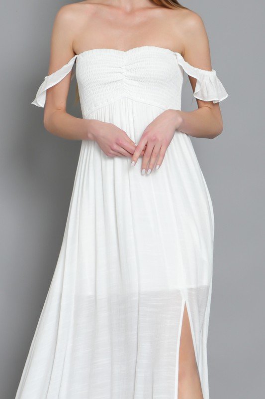Wear White Maxi dress from Raggdoll Boutique, perfect for summer outfits and vacation wardrobe.