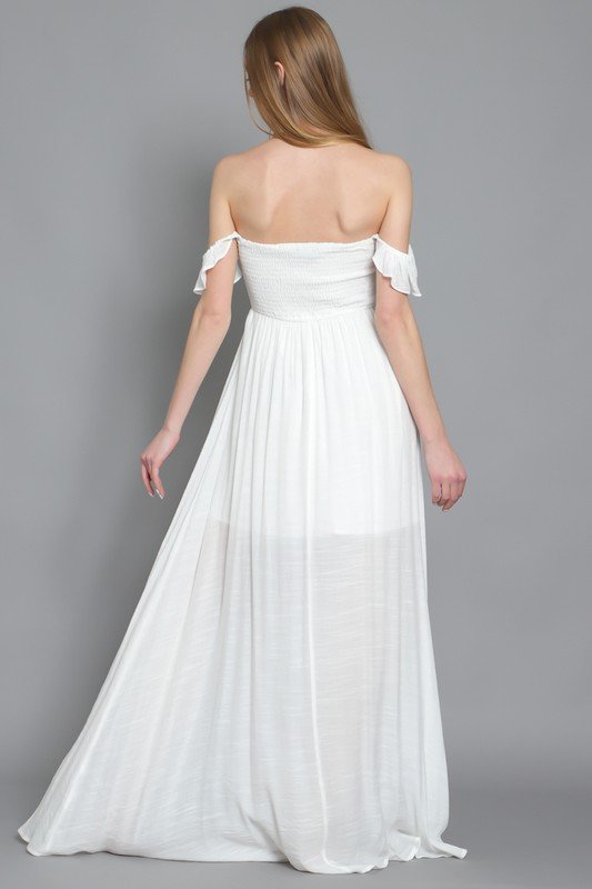 Wear White Maxi dress from Raggdoll Boutique, perfect for summer outfits Texas and trendy coastal style.