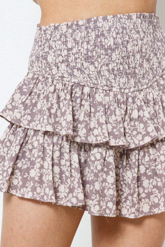 CUTE! MAUVE AND WHITE SKORT from Raggdoll Boutique, perfect for trendy coastal style and summer outfits Texas.