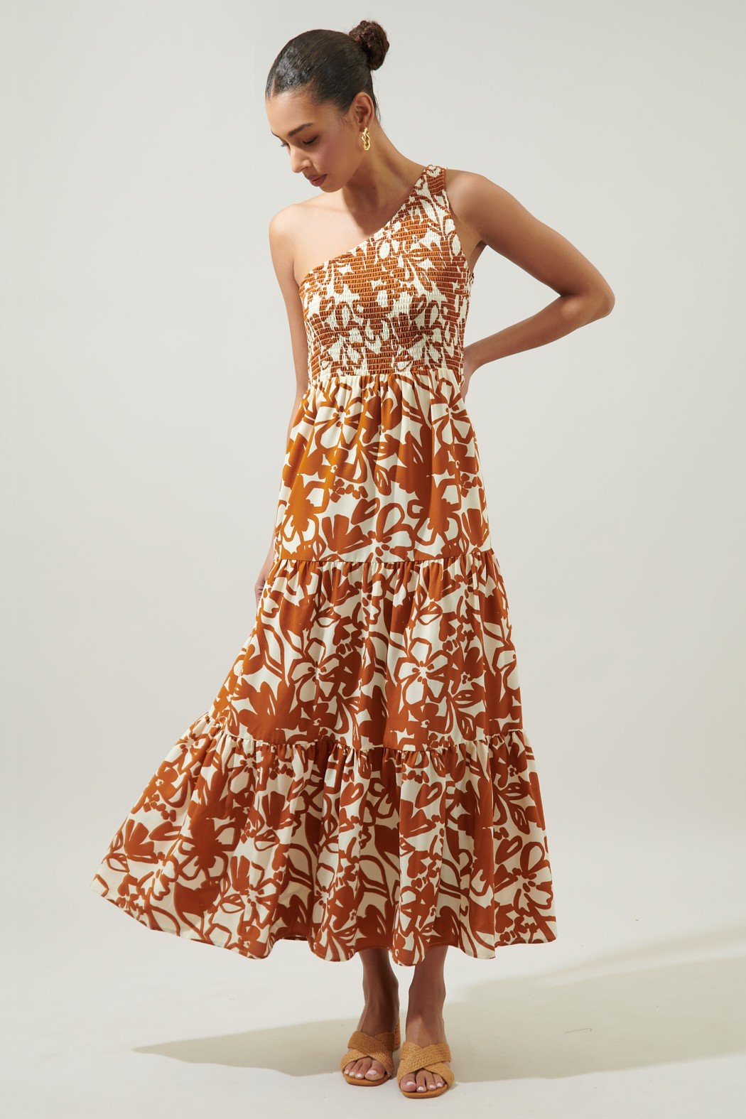 MARIDA CARAMEL FLORAL ONE SHOULDER DRESS from Raggdoll Boutique, perfect for summer outfits Texas.