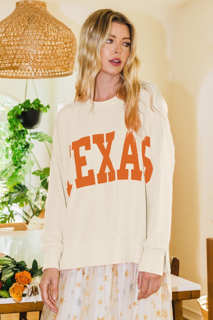 (IVORY) TEXAS CREW PULLOVER showcasing oversized style with letter print, perfect for trendy coastal fashion.