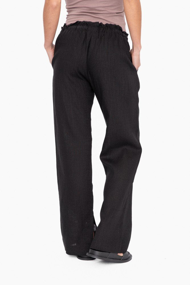 MONO B ATHLETIC PANT BLK/WHT back view, trendy coastal style from Raggdoll Boutique, summer outfits Texas.