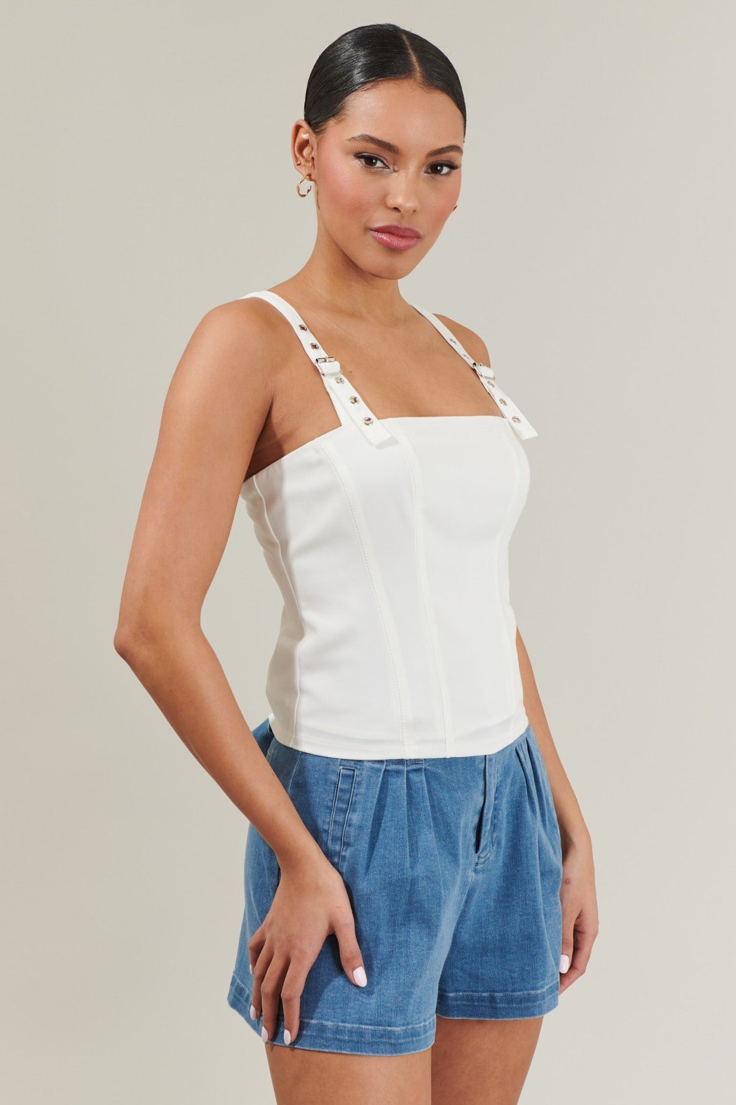 Haille Bustier Top styled with shorts, perfect for summer outfits Texas from Raggdoll Boutique, trendy coastal style.