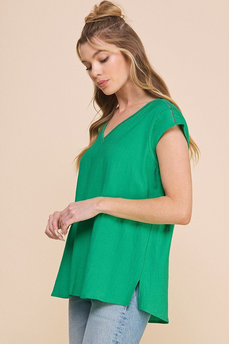 KELLY GREEN TEXTURED TOP from Raggdoll Boutique, perfect for trendy coastal style and summer outfits Texas.