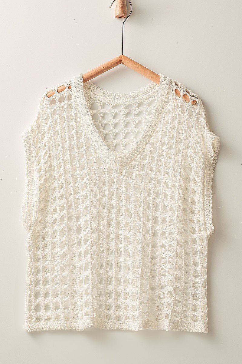 WHITE CROCHET TOP from Raggdoll Boutique, perfect for summer outfits Texas and coastal fashion boutique styles.
