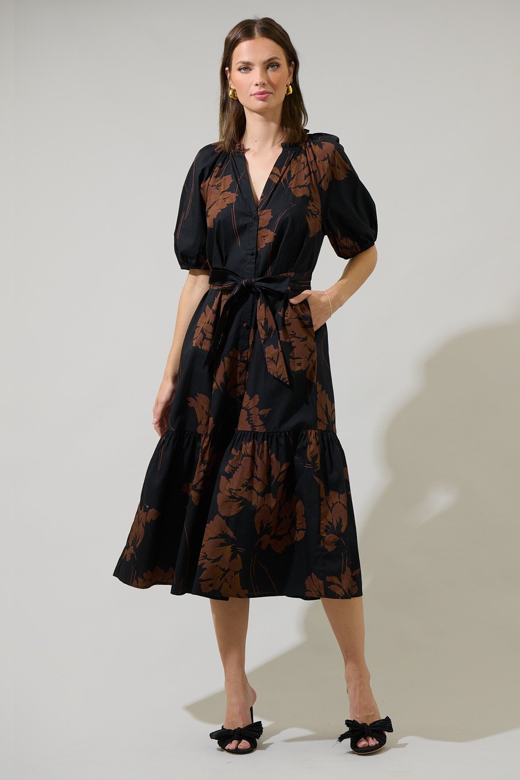 Celina Floral Wynette Tiered Midi Dress from a Port Aransas boutique, ideal for stylish coastal boutique clothing.