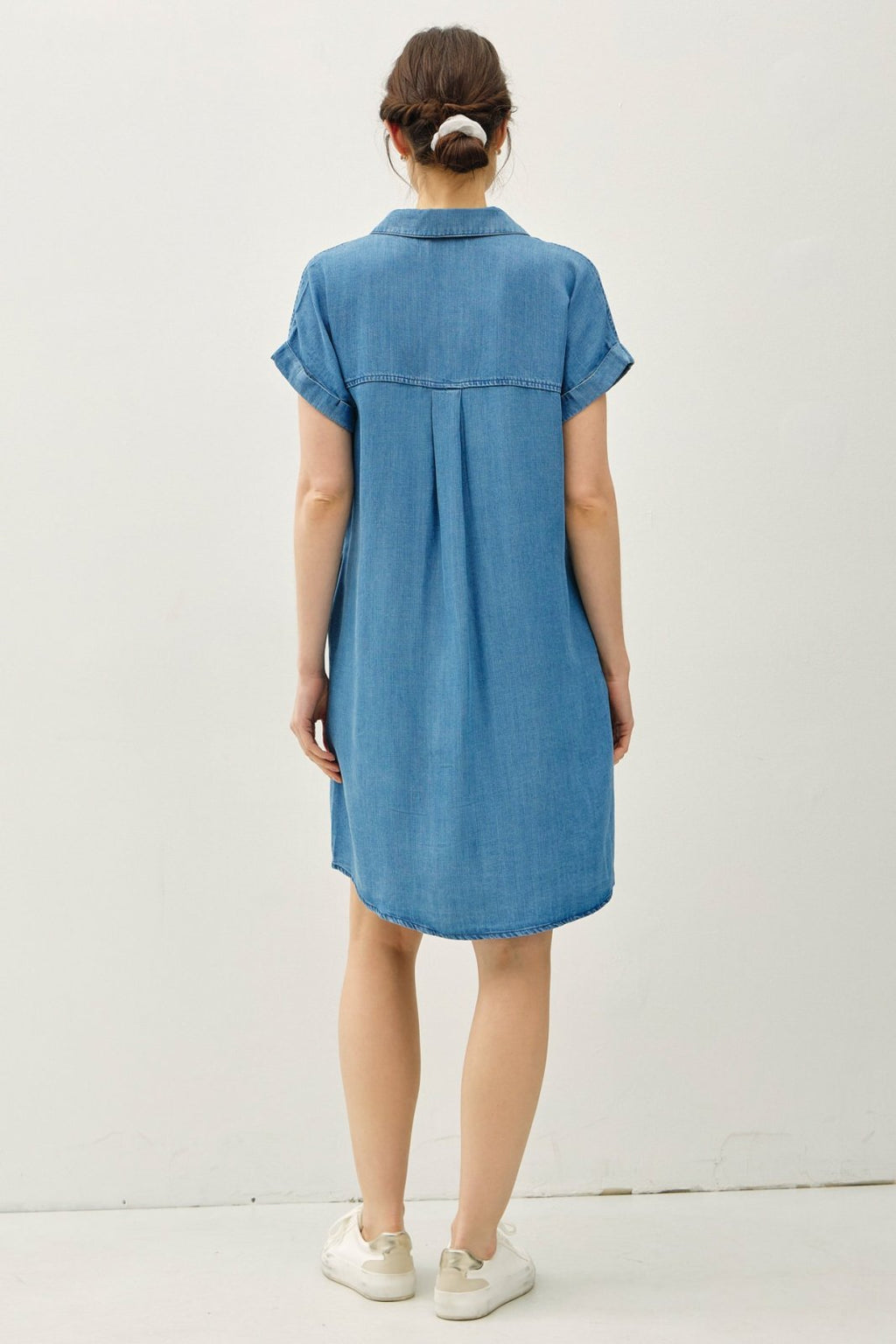 Medium Wash Tencel Denim Shirt Dress from our Port Aransas boutique, perfect for coastal and beach outings.