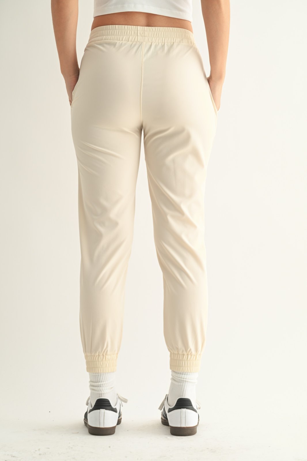 Sandy Joggers