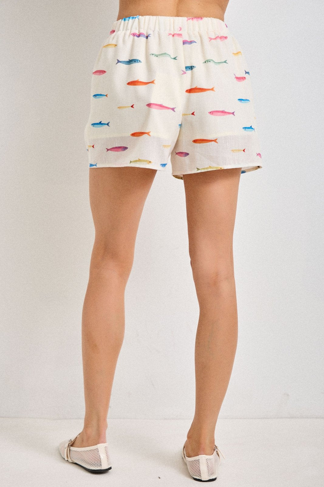 "Fishy" Shorts in Cream