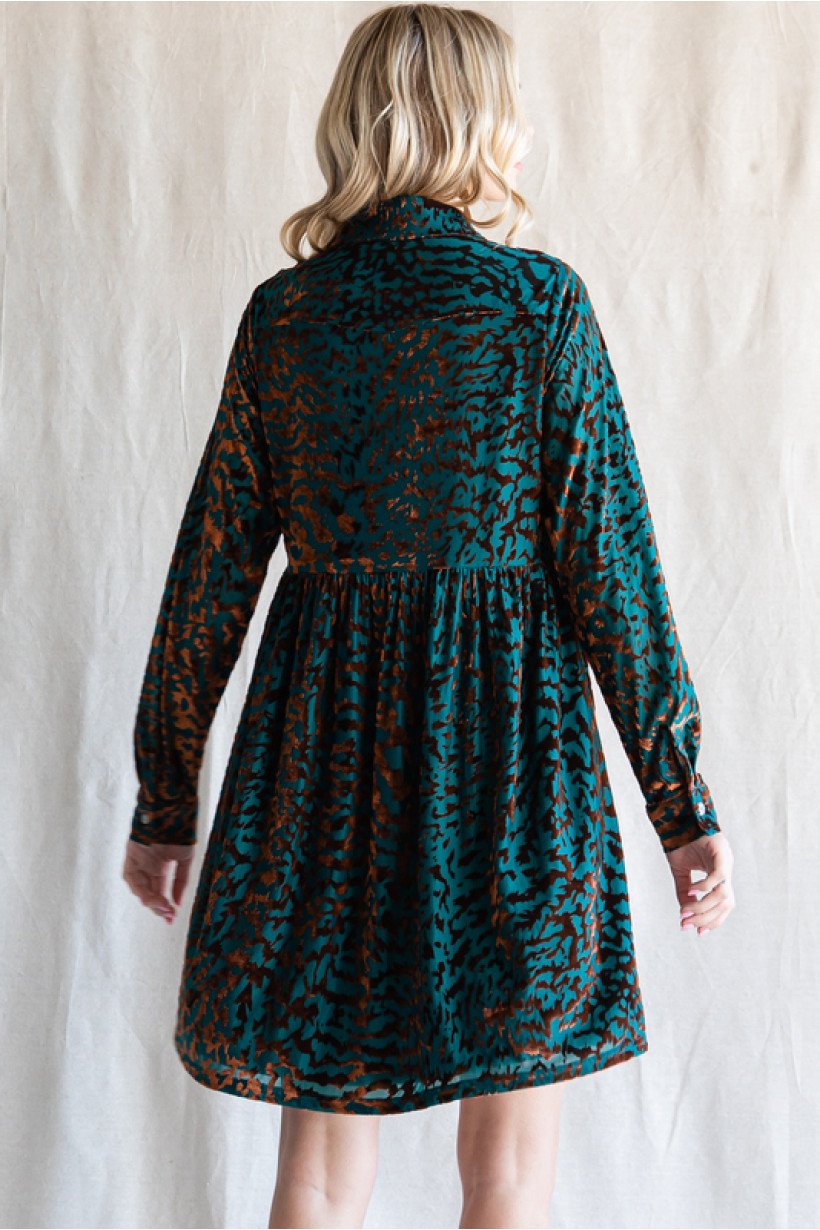 Back view of PLUS VELVET TEAL LEOPARD DRESS from Raggdoll Boutique, perfect for trendy coastal style and summer outfits Texas.