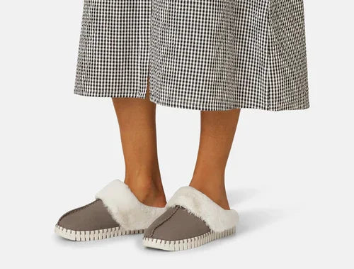 FALCON TULIP SLIPPER by ILSE JACOBSEN. Stylish and cozy open slippers, perfect for coastal boutique clothing looks.