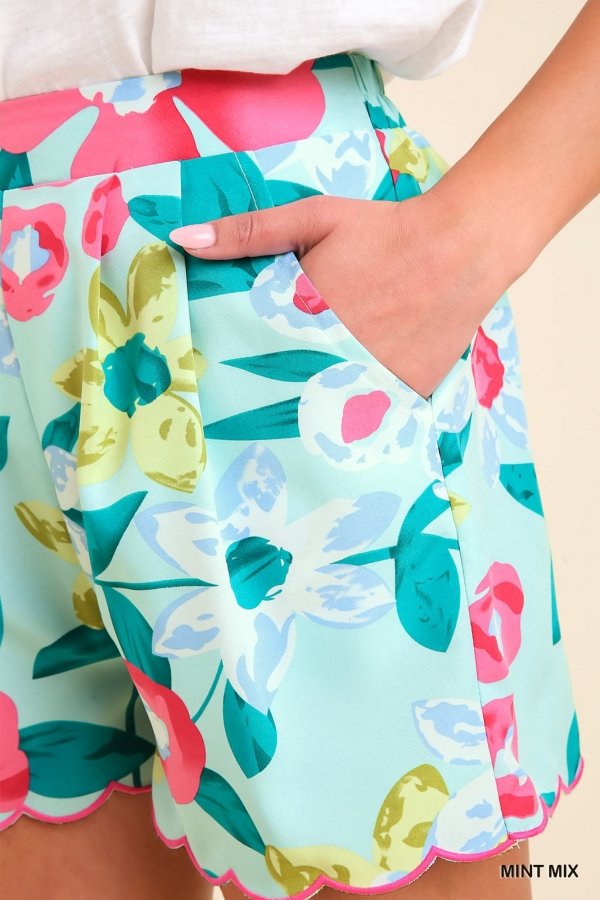 MINT MIX SCALLOPED SHORTS from Raggdoll Boutique, perfect for summer outfits Texas and coastal fashion.