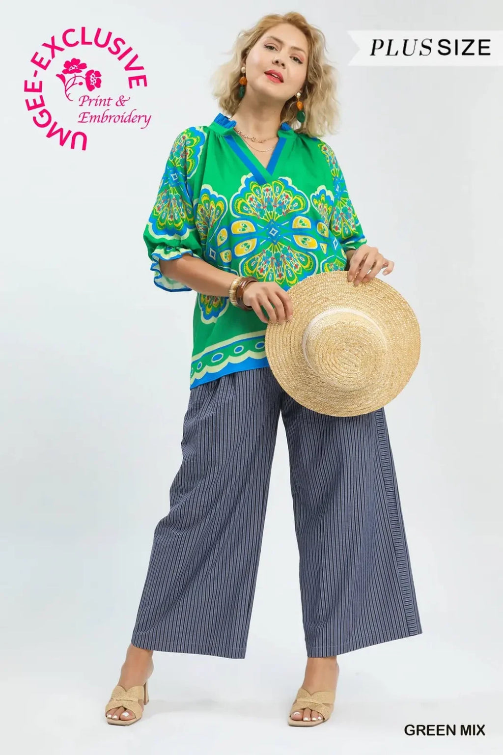 Kara Top in Plus