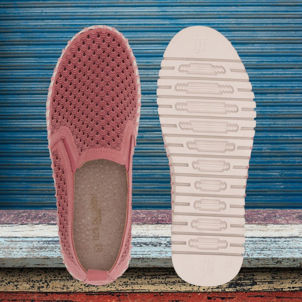 Rouge Platform Tulip by Lise Jacobsen- 141