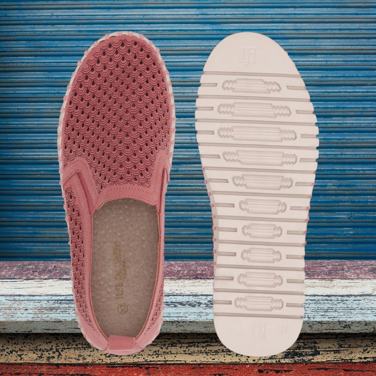Rouge Platform Tulip by Lise Jacobsen- 141