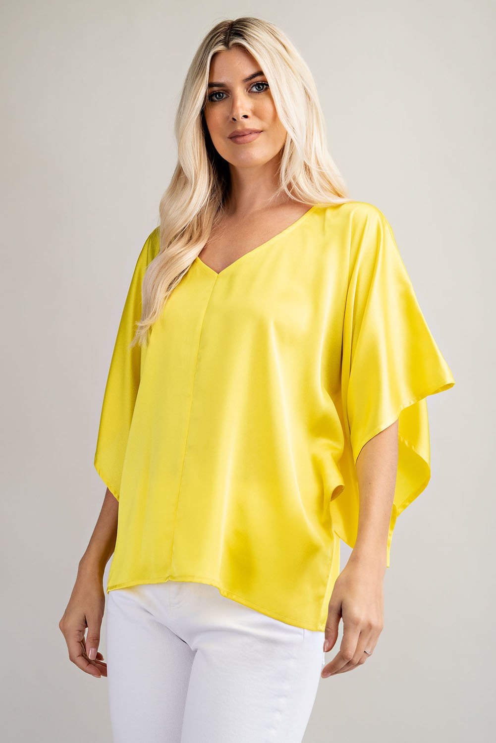 CANARY V-NECK KIMONO TOP from Raggdoll Boutique, perfect for coastal fashion and summer outfits in Texas.