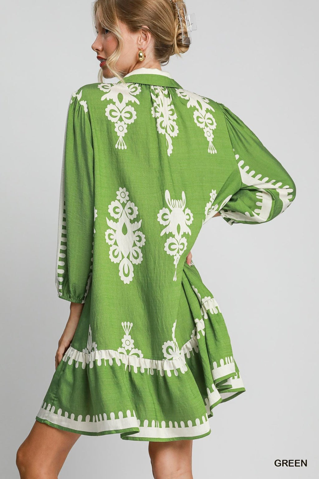 Mara Dress in green with white print, perfect for beach days from Port Aransas boutique. Stylish, curated women's fashion.