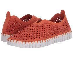 CAMELIA TULIPS by ILSE JACOBSEN 139 lightweight woven flats for casual summer outfits Texas and vacation wardrobe boutique.