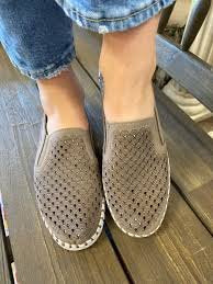 FALCON TULIPS by ILSE JACOBSEN 140 stylish slip-on shoes for trendy coastal style at Raggdoll Boutique.