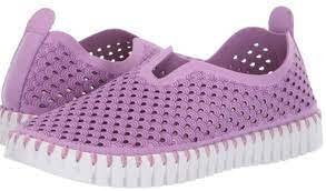 FROSTING TULIPS by ILSE JACOBSEN 139 in lightweight purple design, perfect for coastal fashion and summer outfits Texas.