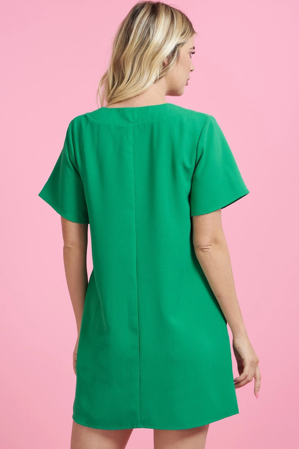 KELLY GREEN DRESS - Trendy coastal style from Raggdoll Boutique, perfect for summer outfits in Texas.