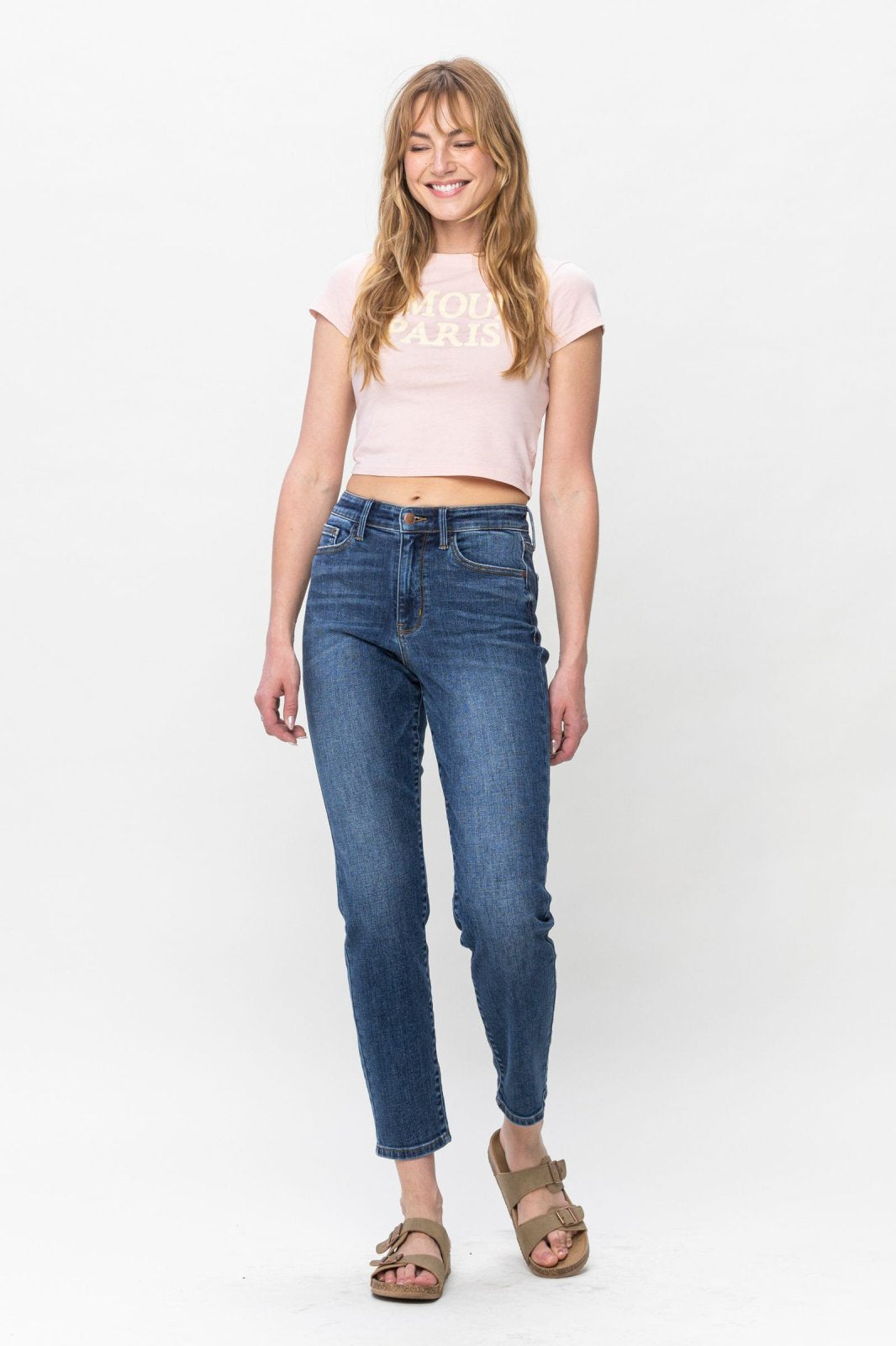 JUDY BLUE HW SHIELD BACK POCKET SLIM-DARK worn by model, featuring trendy coastal style from Raggdoll Boutique.