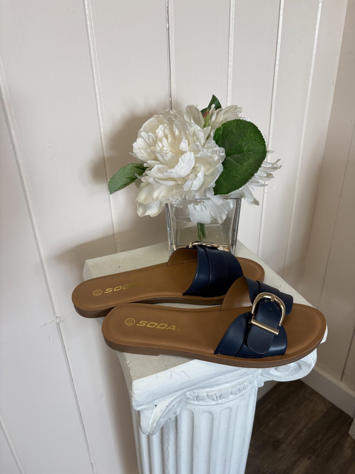 Sirena Sandal in Navy