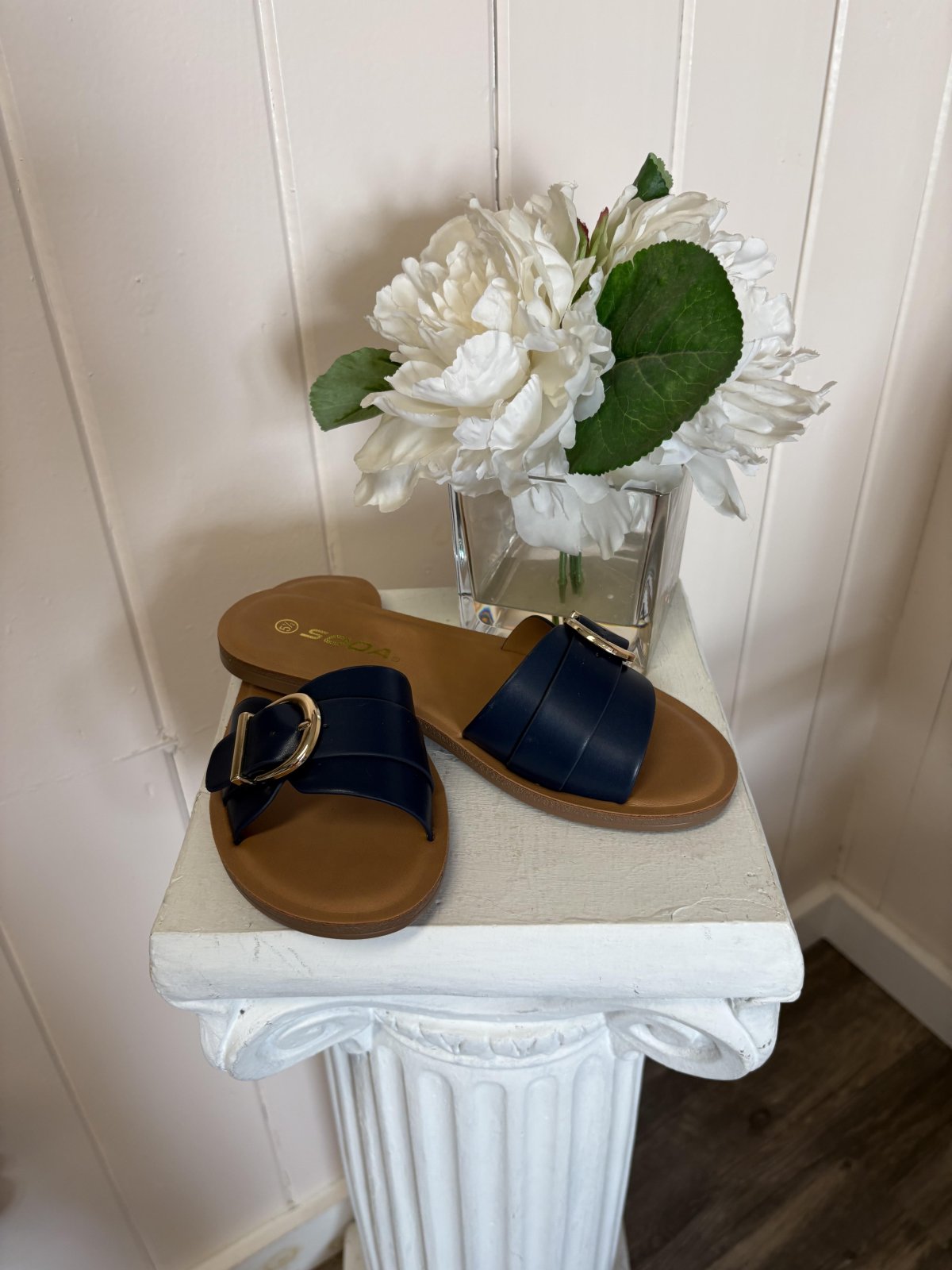 Sirena Sandal in Navy
