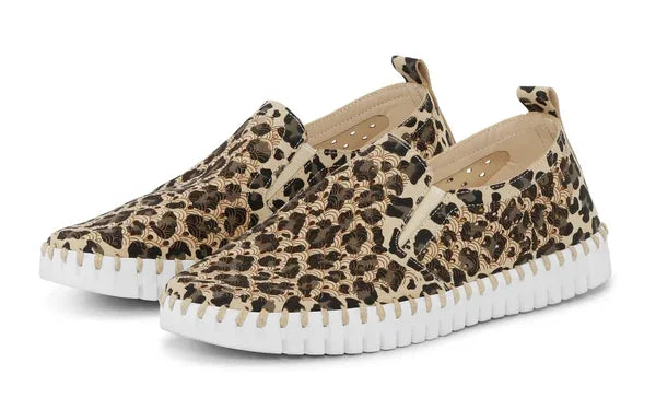 LATTE LEO TULIPS by ILSE JACOBSEN stylish slip-on leopard print shoes for women at Raggdoll Boutique.