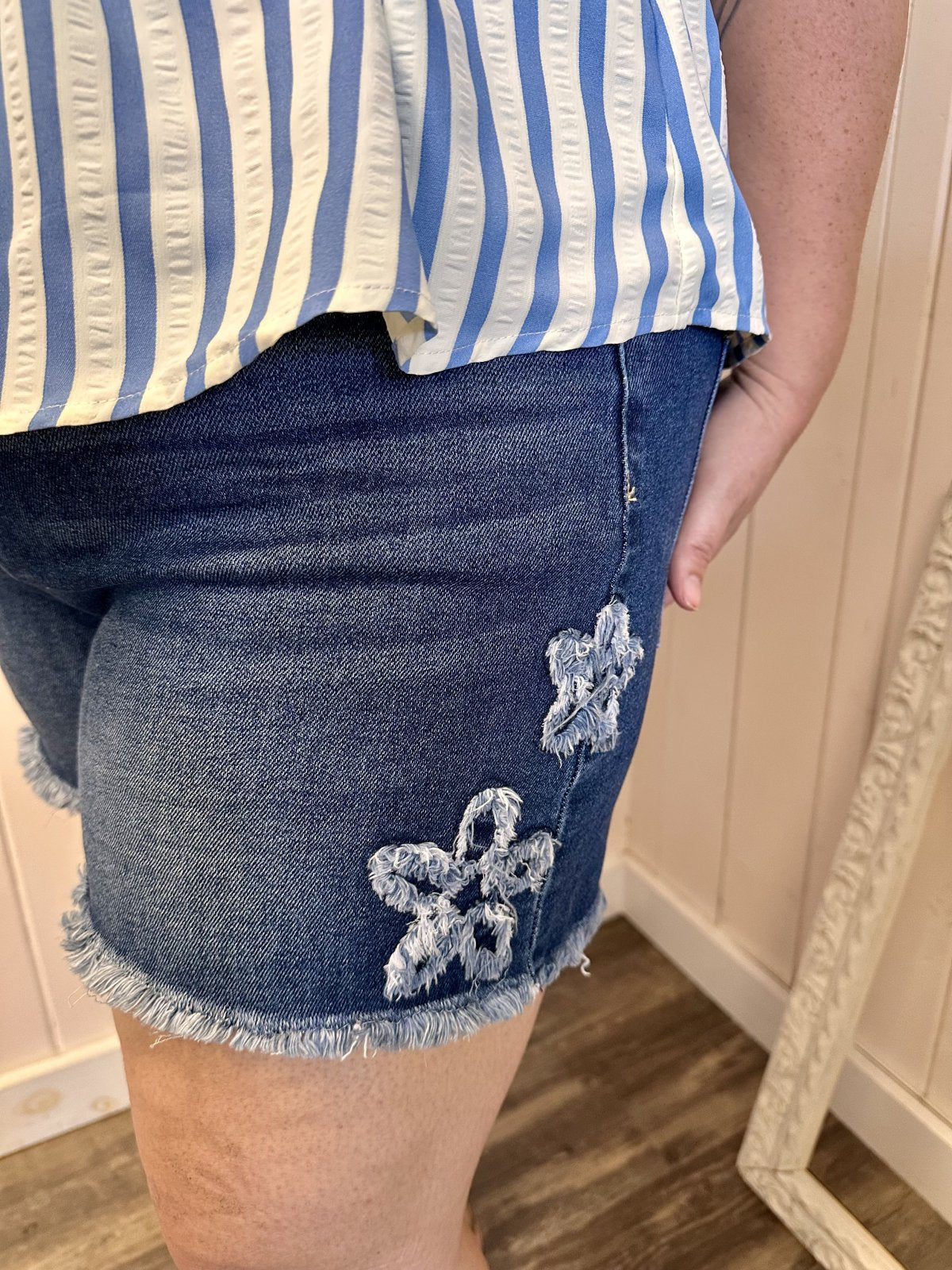 Risen Flower Patch Shorts-Plus
