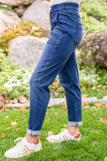 JUDY BLUE JOGGER in a lightweight stretchy denim, styled for trendy coastal fashion at Raggdoll Boutique.
