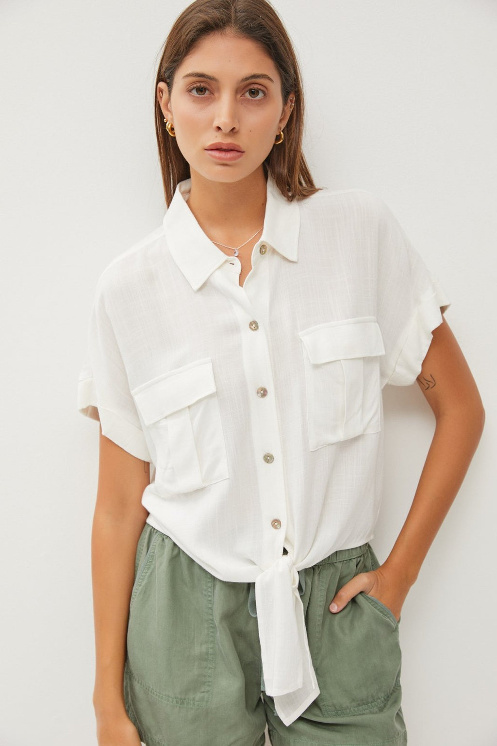 Off-White Linen Tie Front Top from Raggdoll Boutique, perfect for coastal fashion and summer outfits Texas.
