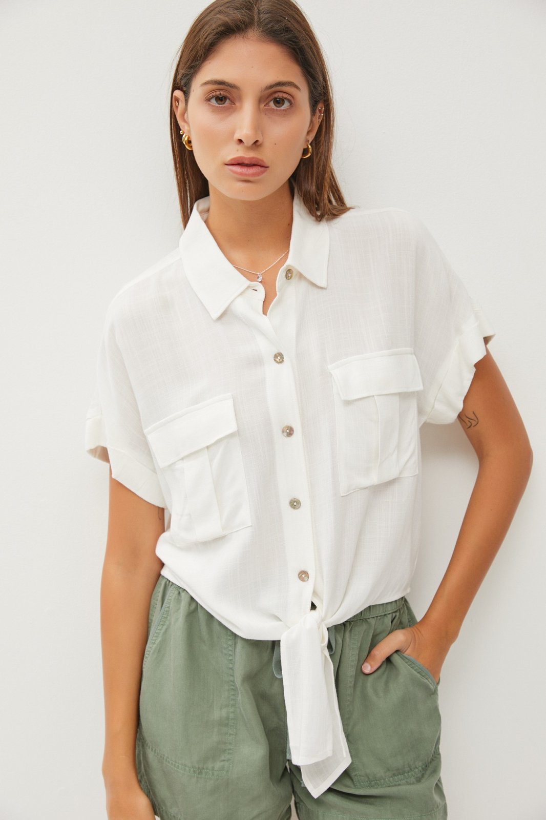 Off-White Linen Tie Front Top from Raggdoll Boutique, perfect for coastal fashion and summer outfits Texas.