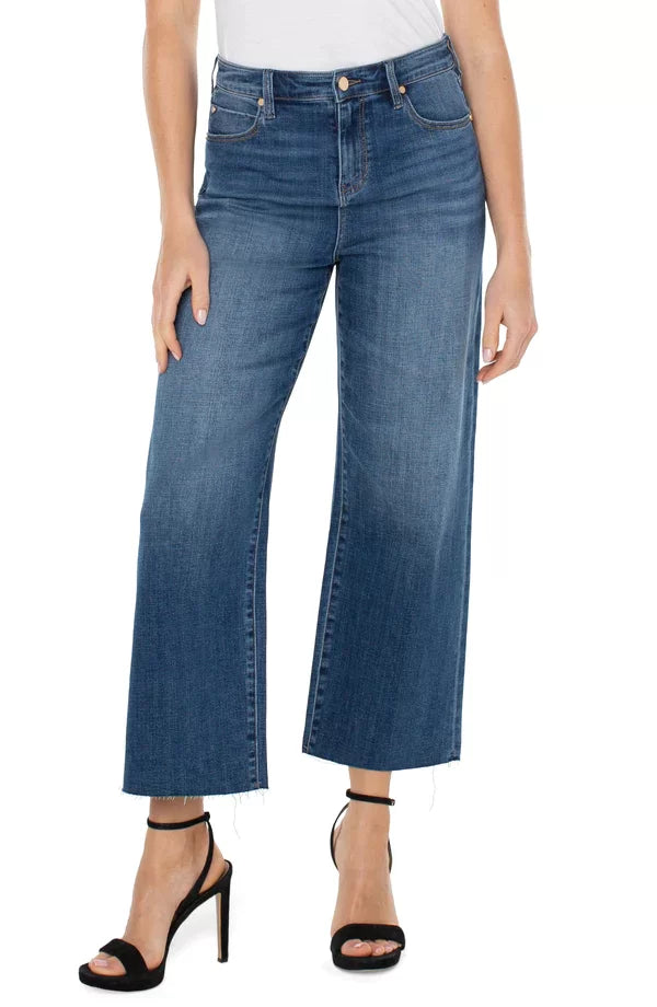 LP Stride Hi-Rise Crop Wide Leg Jeans styled with black heels, perfect for coastal fashion from Raggdoll Boutique.