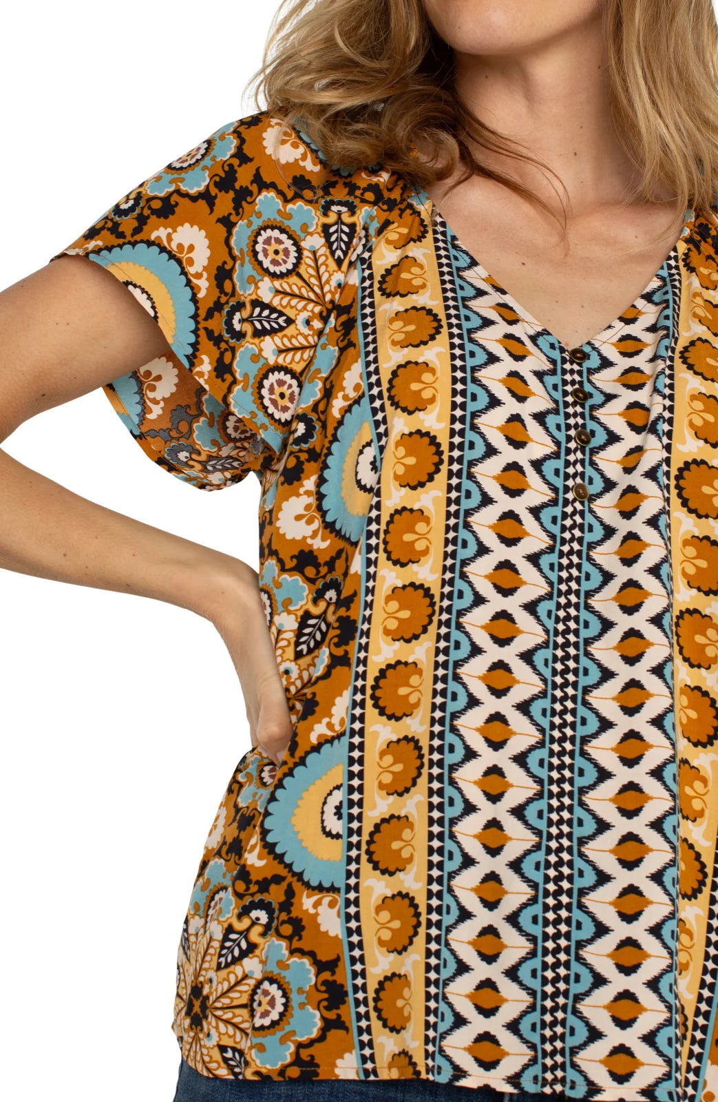LP Ocean and Jasper Short Flutter Sleeve Top showcasing trendy coastal style for summer outfits Texas from Raggdoll Boutique.