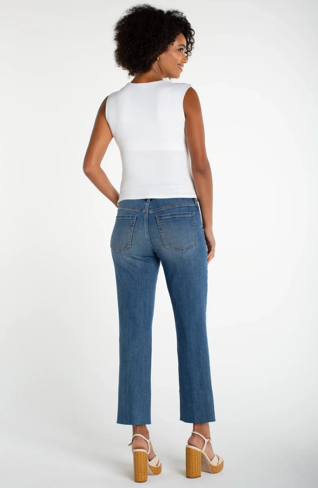 LP Sleeveless Built-in Bra Knit Top-Cream