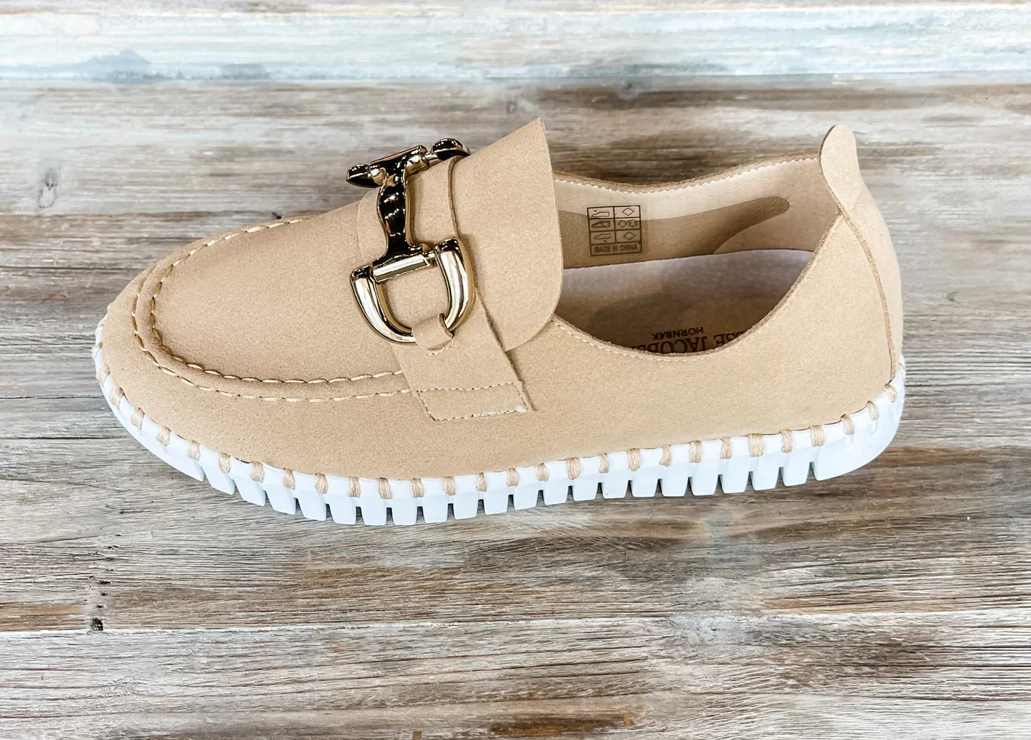 LATTE TULIP WITH BUCKLE by ILSE JACOBSEN 3874 stylish beige slip-on shoes from Raggdoll Boutique, perfect for summer outfits Texas.