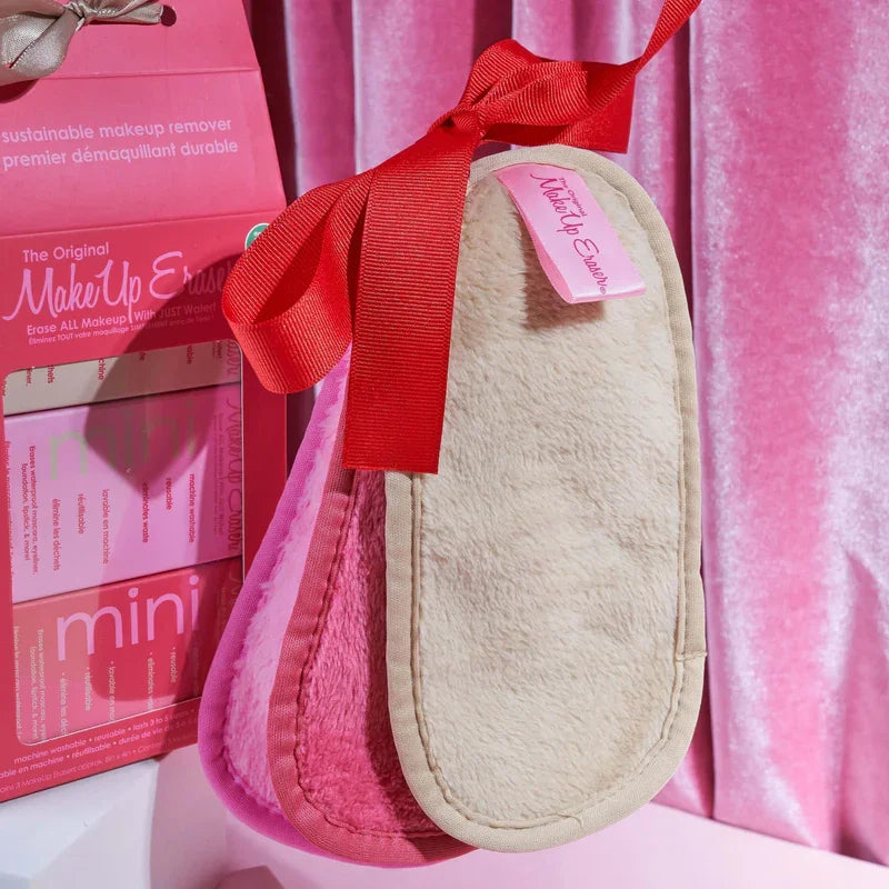 THE LOVE ERA 3-pc MINI PRO GIFT SET (MAKEUP ERASER) with pink and beige makeup removers, stylishly presented.