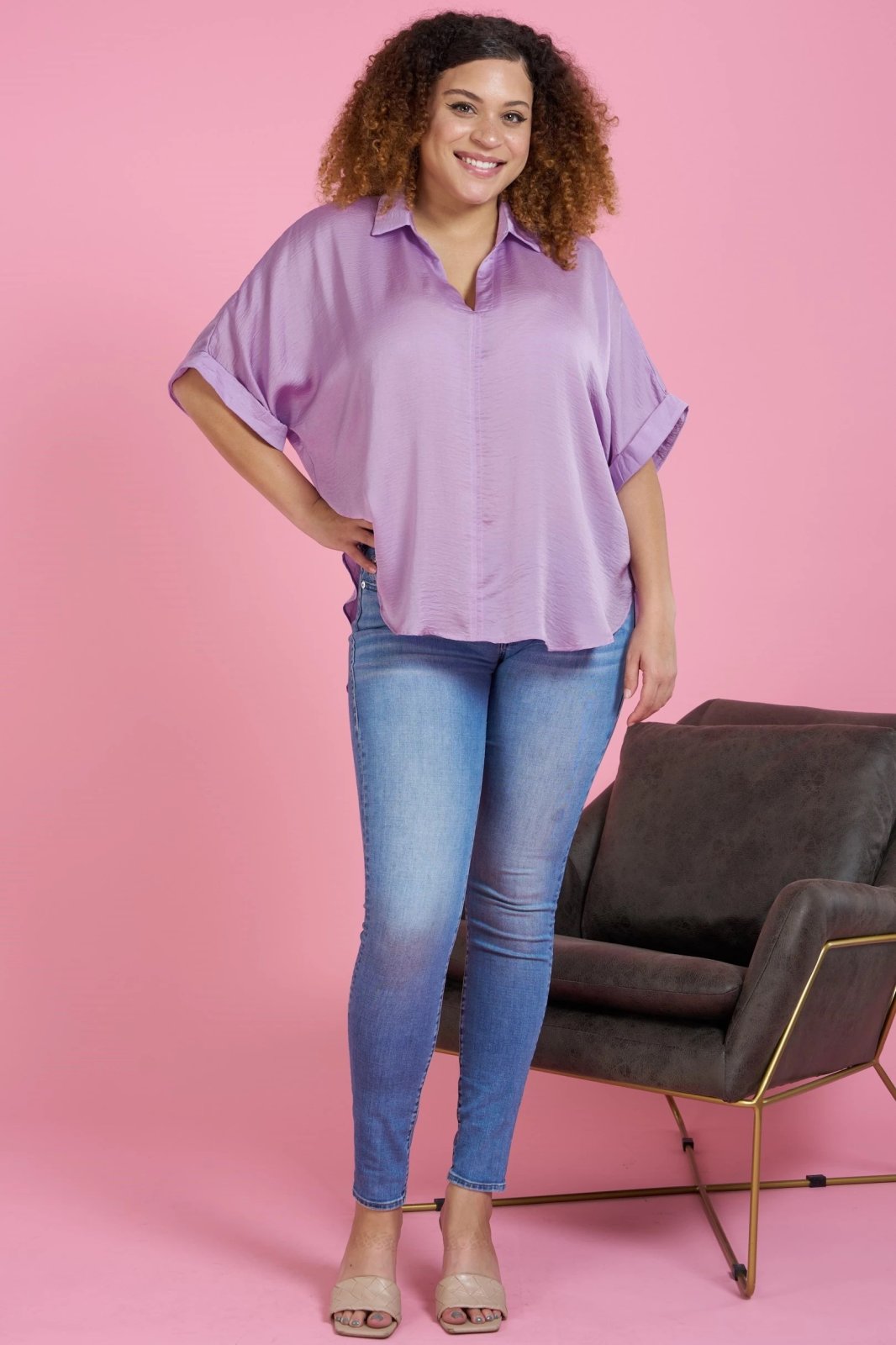 PLUS LAVENDER TOP from Raggdoll Boutique, trendy coastal style perfect for summer outfits.
