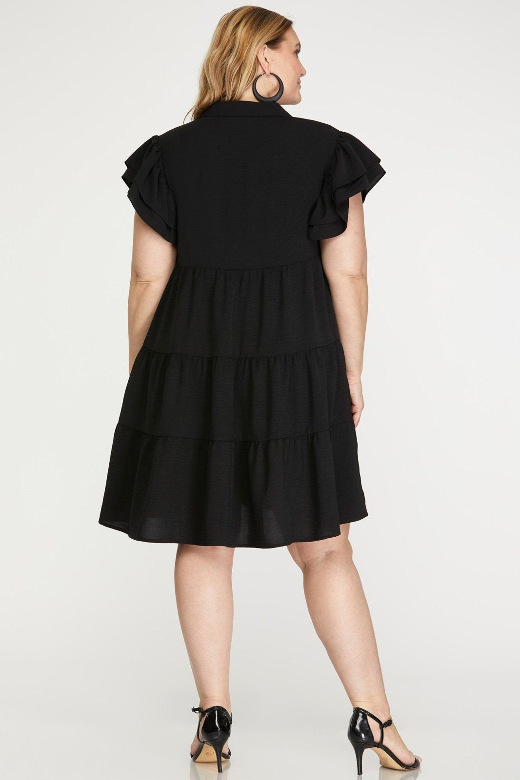 Plus Donna Dress from Raggdoll Boutique, a trendy coastal style dress perfect for summer outfits Texas.
