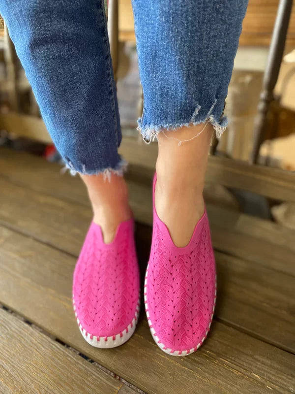 ROSE VIOLET FLATS by ILSE JACOBSEN 148-398A, trendy pink slip-on shoes for women, perfect for summer outfits Texas and vacation wardrobe boutique.