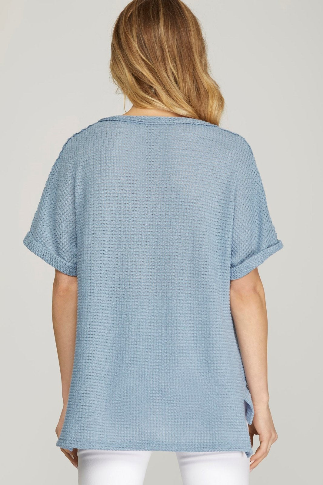 Misty blue oversized thermal top, perfect for coastal boutique clothing or tropical vacation dresses. Stylish and comfortable.