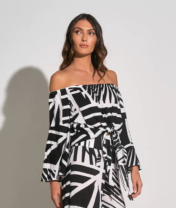 BARBADOS PRINT TIE TOP stylishly showcased at Raggdoll Boutique in Port Aransas, perfect for summer outfits.