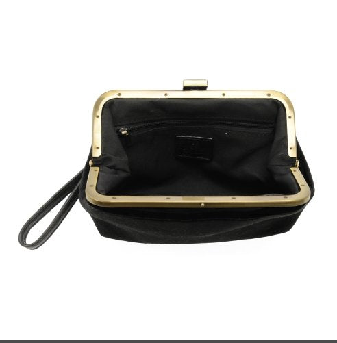 Black Velvet Vivie Wristlet