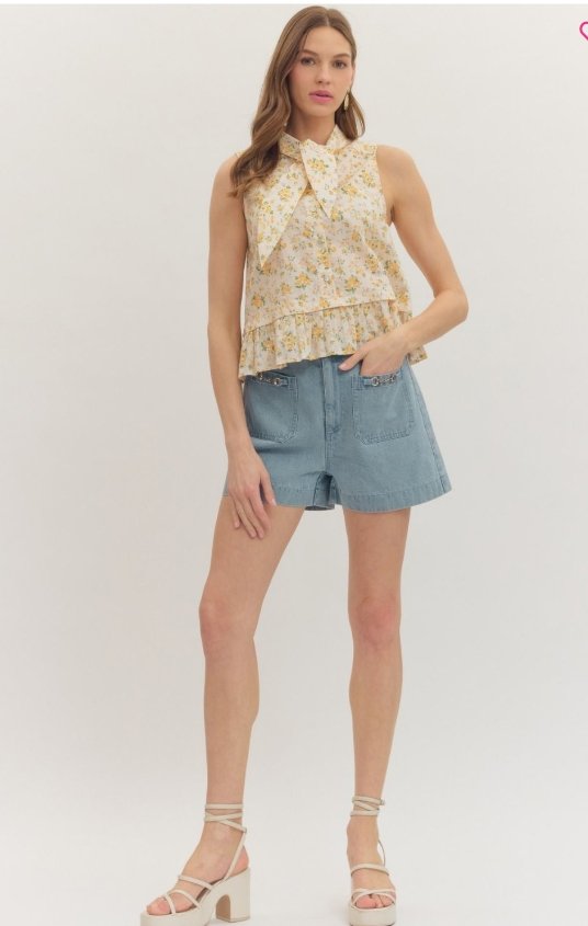 Helen Shorts in Light Blue