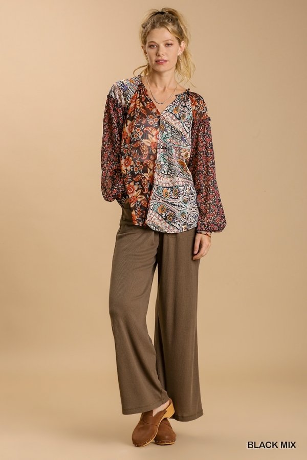 FLORAL BLACK MIX TOP from Raggdoll Boutique, perfect for trendy coastal style and summer outfits Texas.