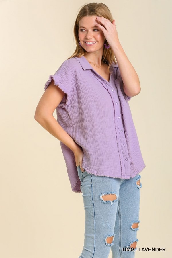 LAVENDER BUTTON UP TOP from Raggdoll Boutique, perfect for summer outfits Texas and trendy coastal style.