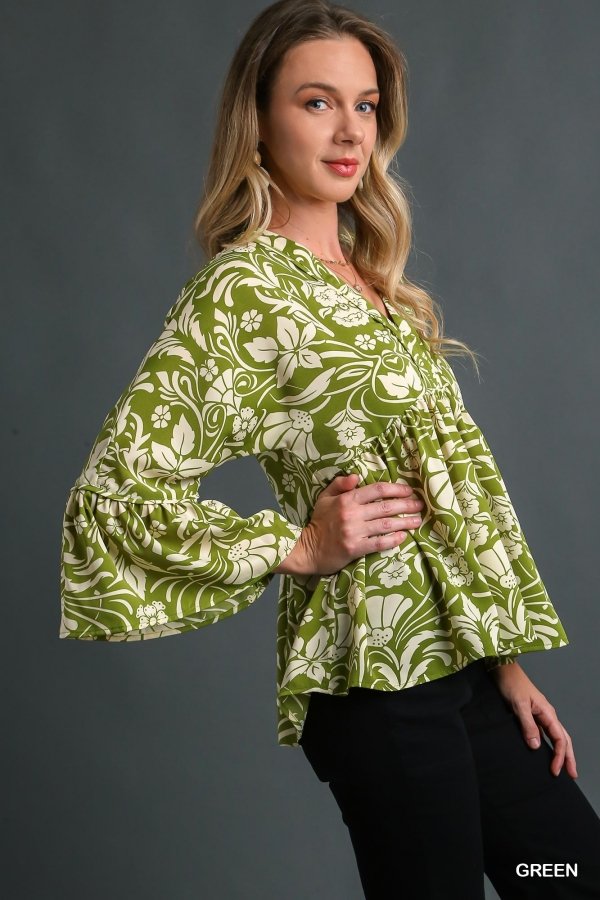 Green and cream top from Raggdoll Boutique, a trendy coastal style perfect for summer outfits Texas.