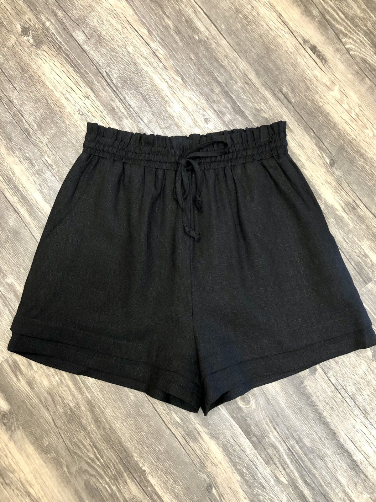 BLACK SHORTS W/POCKETS from Raggdoll Boutique, perfect for summer outfits in Port Aransas.